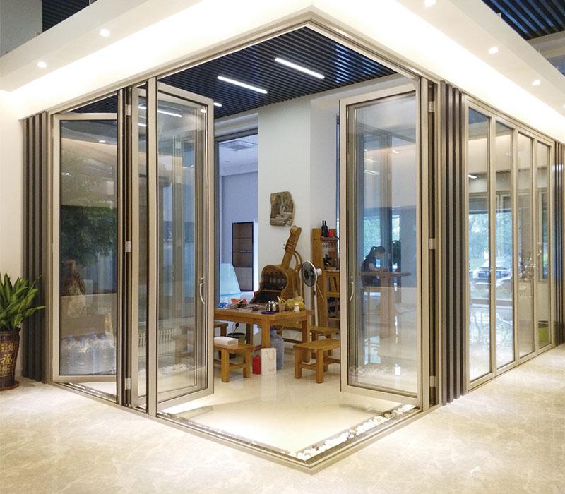 1543798314296747.jpg 68折疊門2.jpg